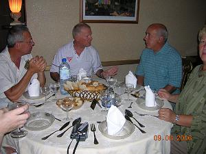 183-ORAN-Juin06-Dernier diner a l'Eden Palace